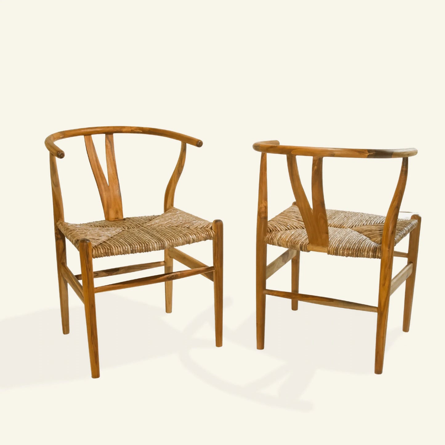 Chaise wishbone en teck et écorce de bananier - CRUSOË