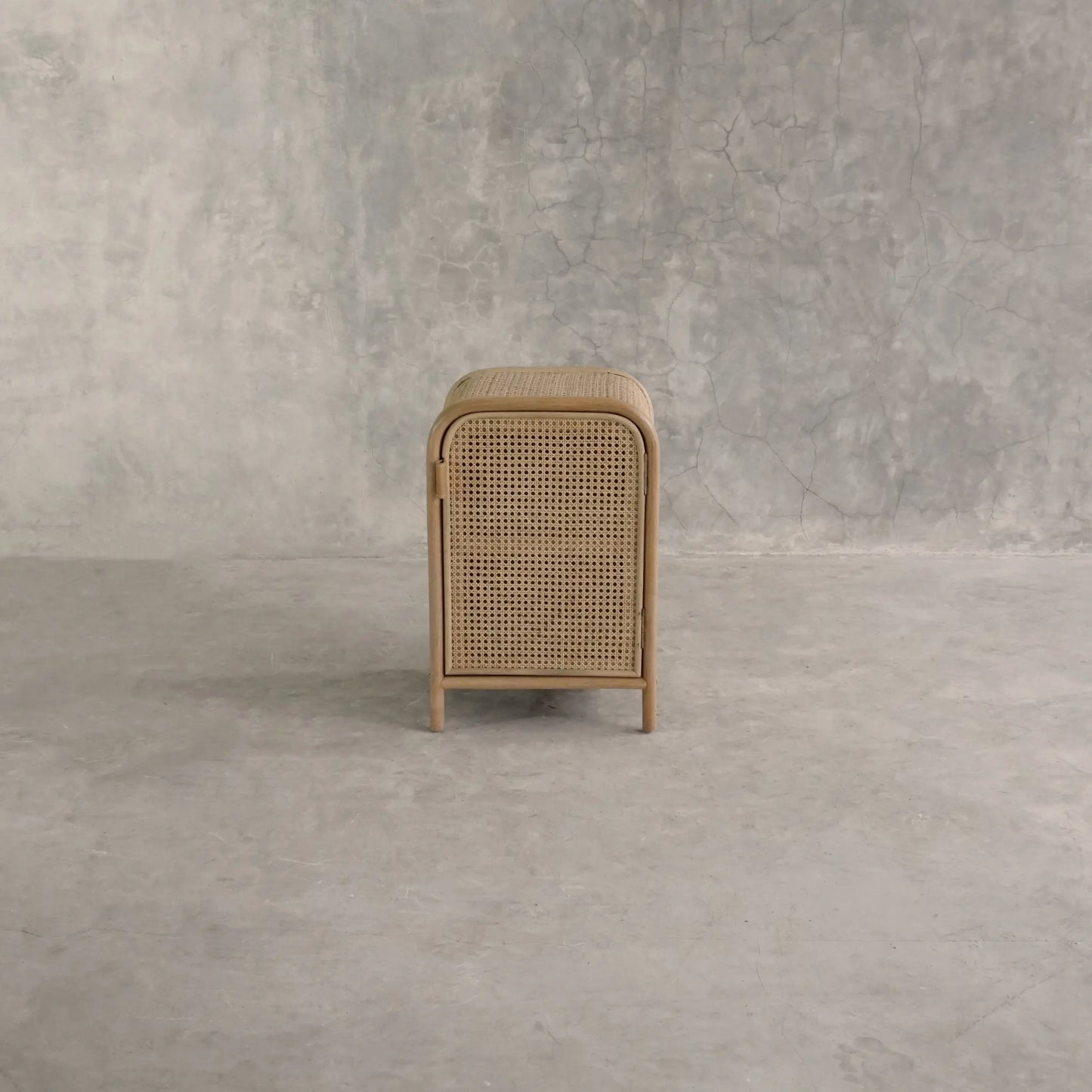 Sahara bedside table