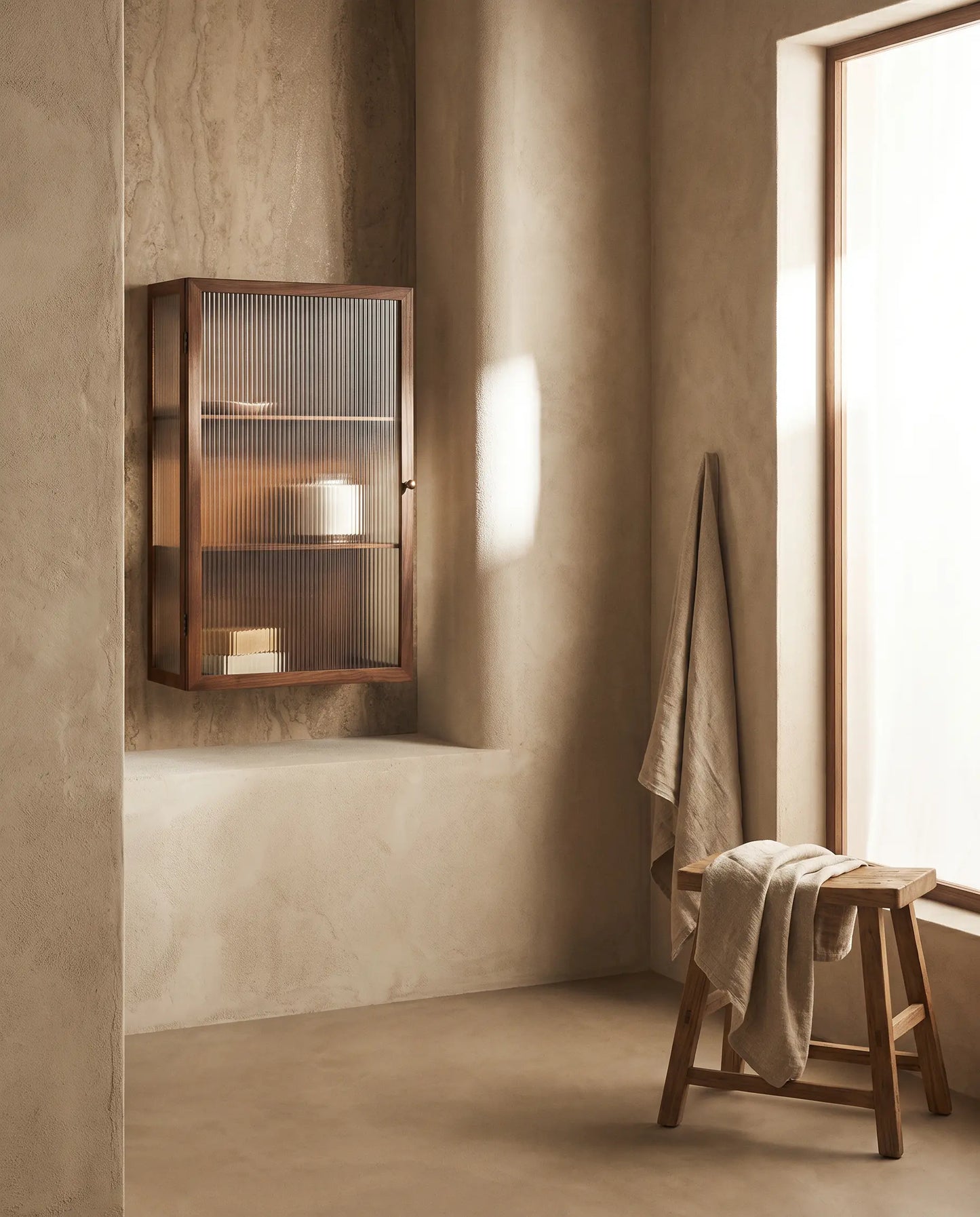 Armoire murale