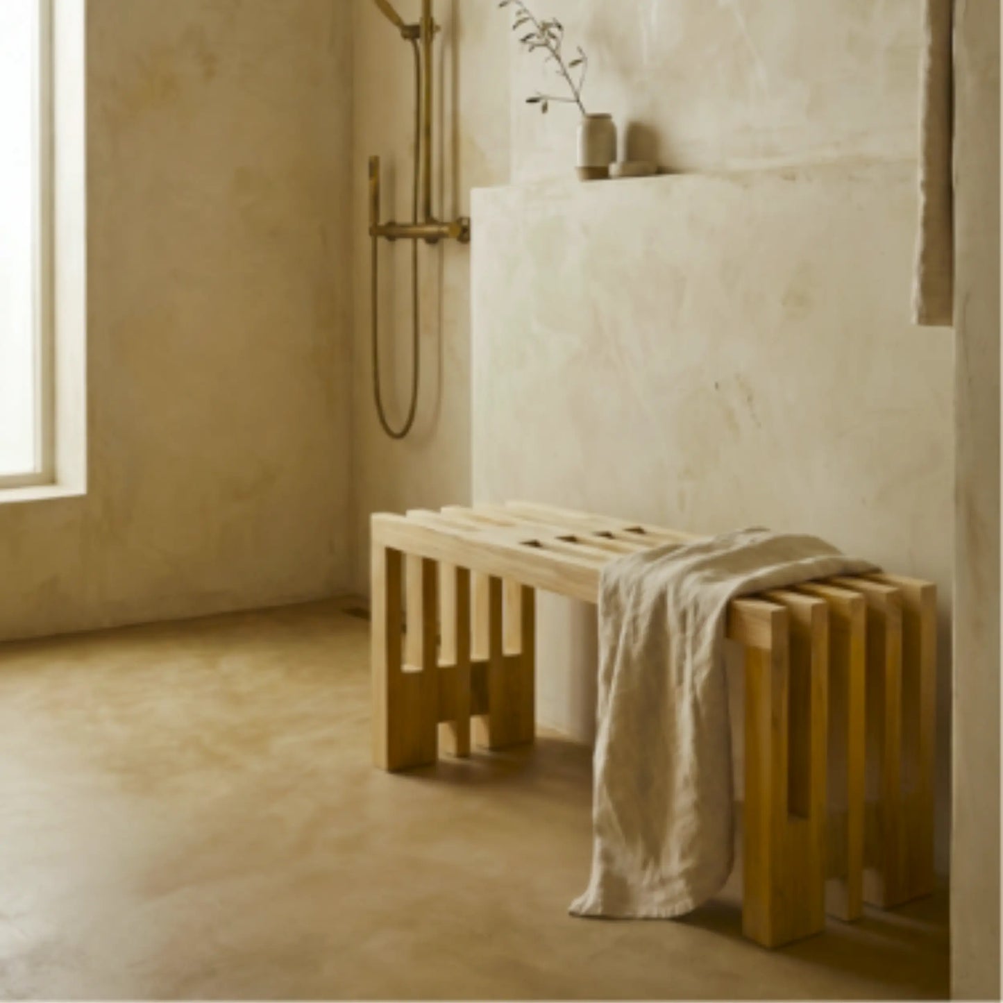 Banc en teck SPA